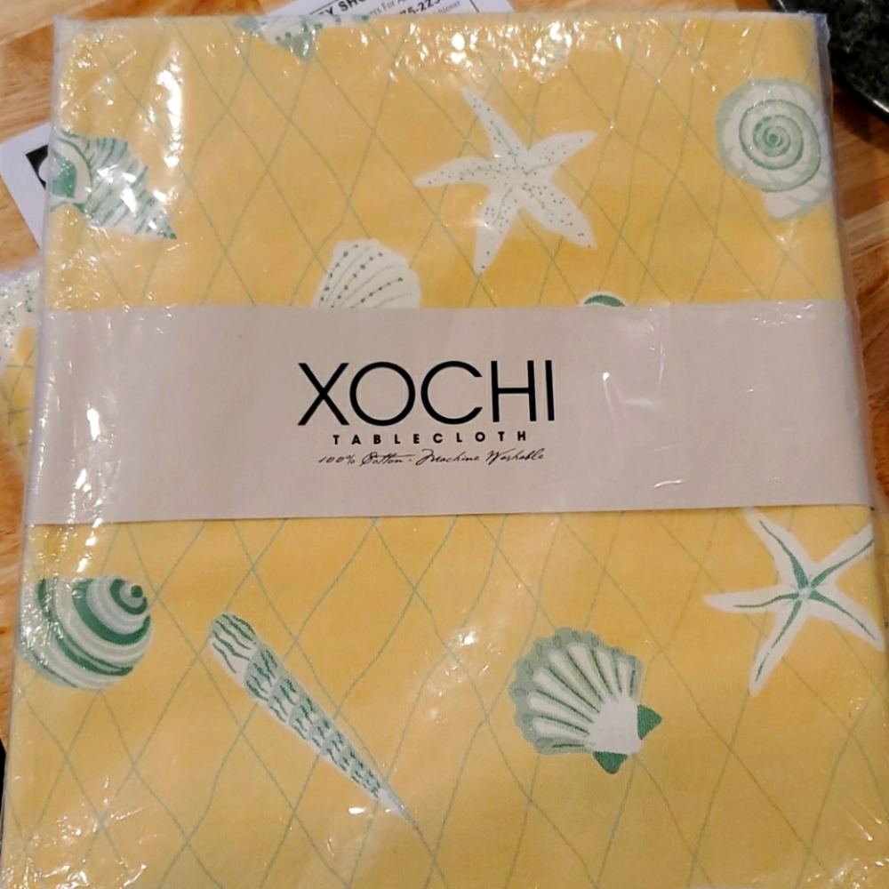 XOCHI Oceana cotton seashell tablecloth